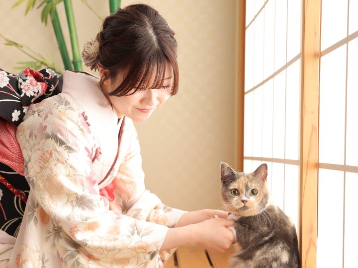 一蔵＆オンディーヌ秋田店の前撮り。大切な家族やペットと記念の1枚。猫ちゃんと一緒