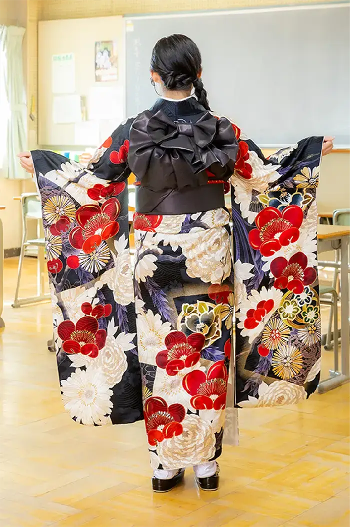 背面