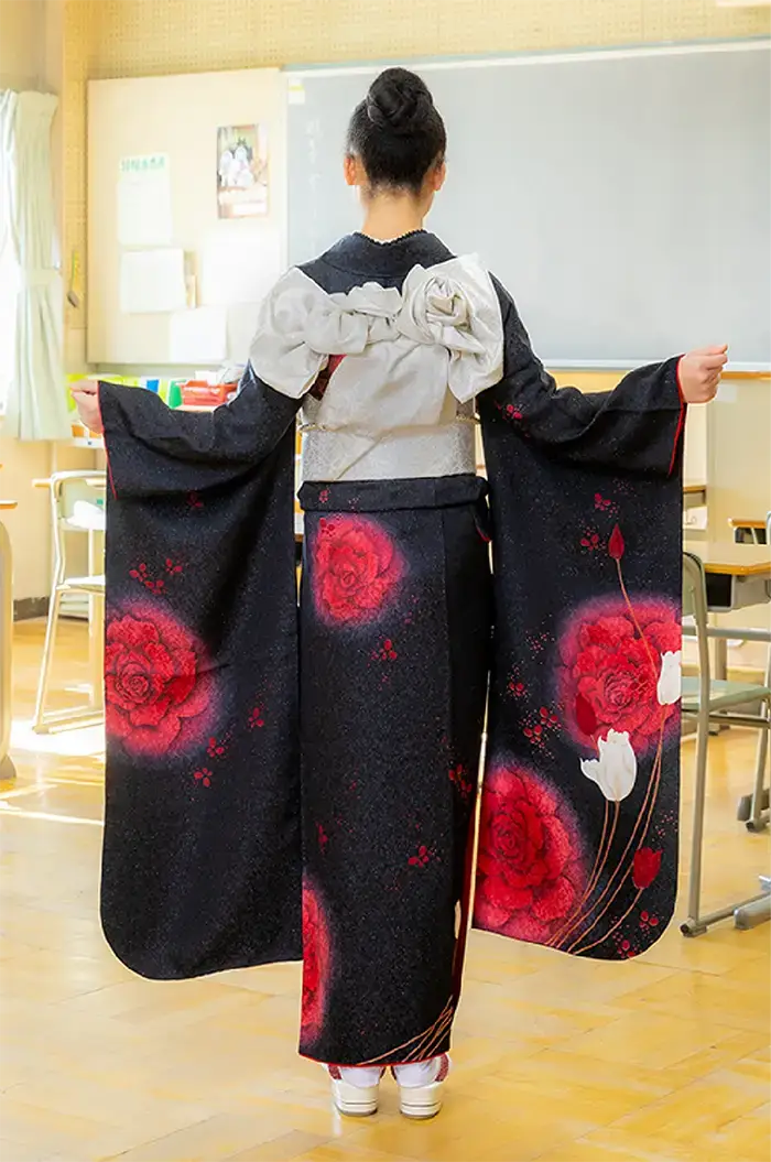 背面