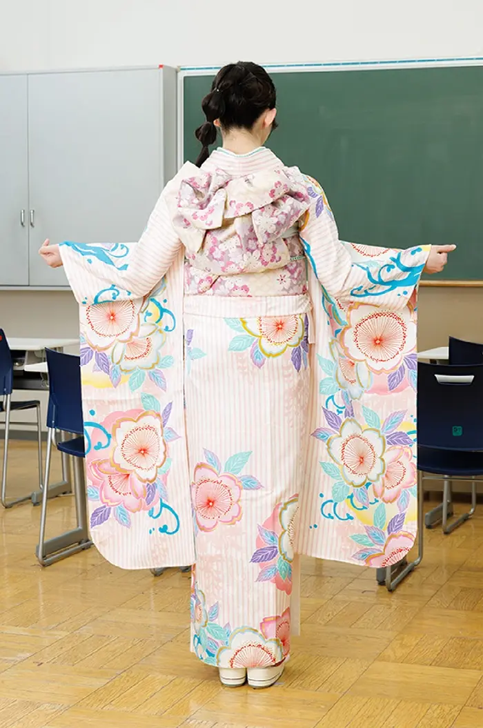 背面